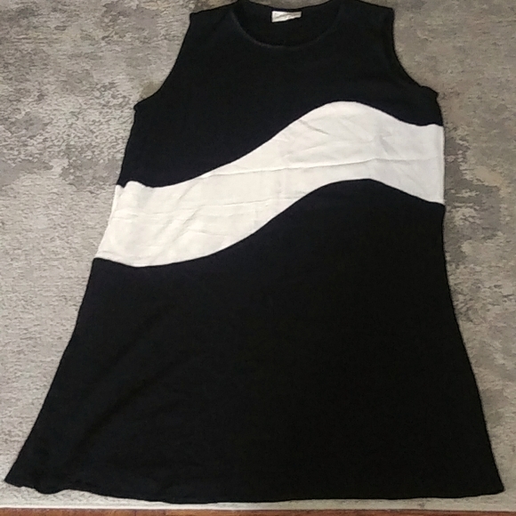 LA PALAPA WOMEN'S VINTAGE BEACH COVER UP, SLEEVELESS, BLACK & WHITE-LARGE - Picture 3 of 7